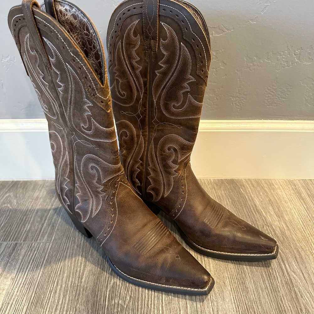 Ariat Distressed Leather Boots